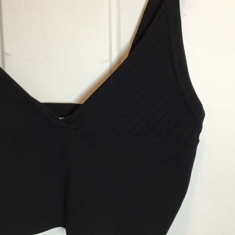 ZARA Black Sleeveless Strappy Cami Camisole Tank Ribbed Knit Crop Top Size L‎ - Picture 2 of 6